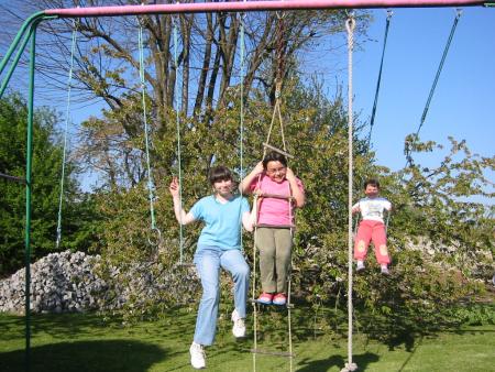 mes petites cousines et moi(en 2003)